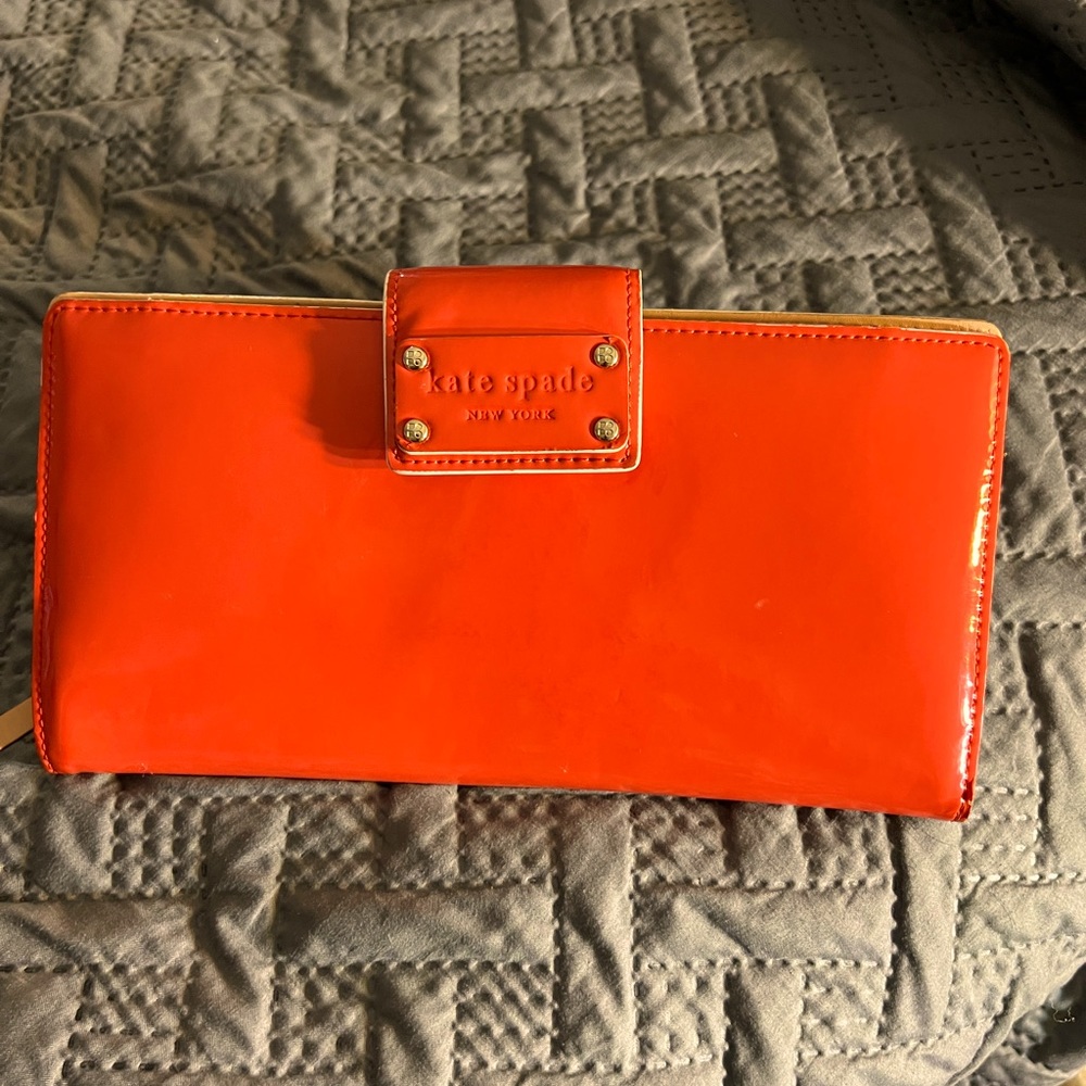 Kate Spade clutch wallet